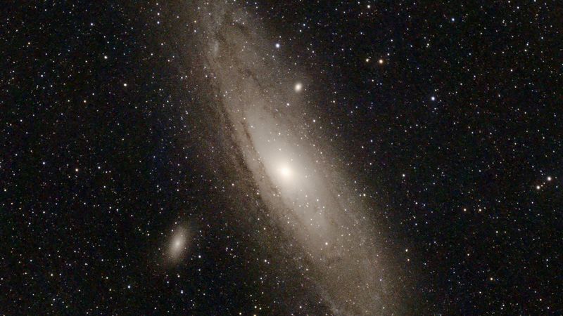 The Andromeda Galaxy ( M 31) - 2026-06-2202:14:54